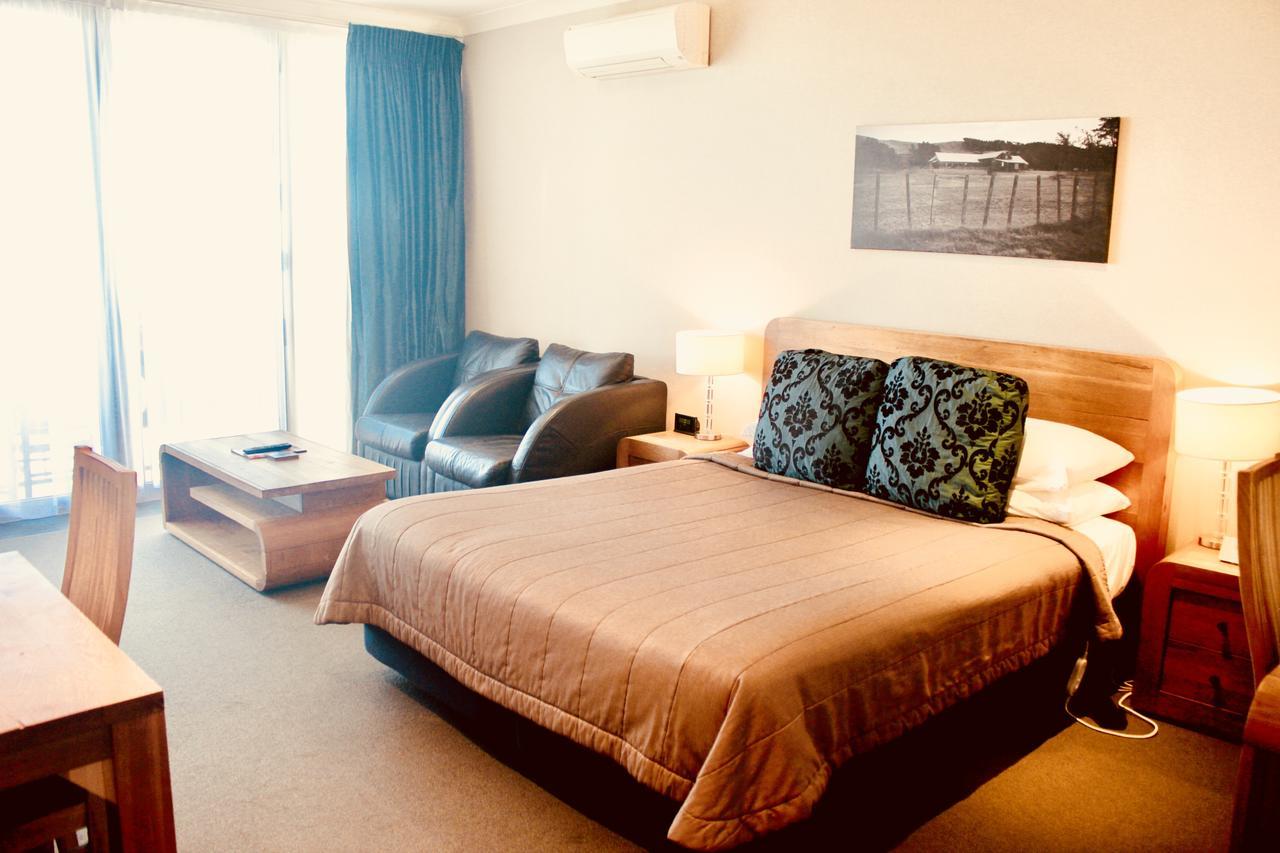 Hotel The Nautilus Napier Exterior foto A typical studio apartment